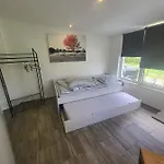 Ruhiges Mit Blick In Den Garten Lejlighed Alsdorf