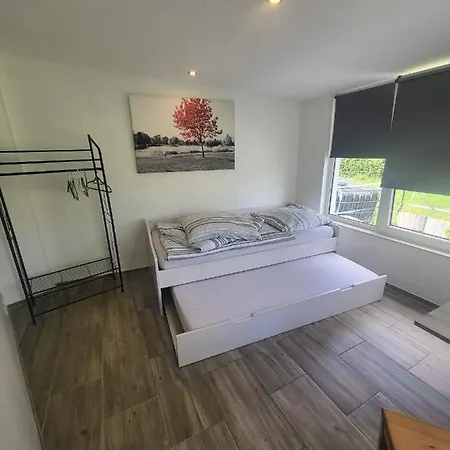 Ruhiges Mit Blick In Den Garten Apartment Alsdorf