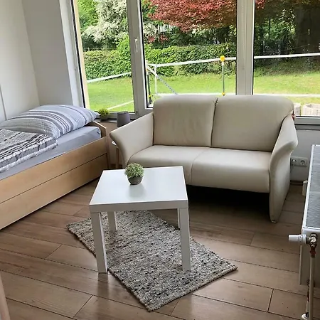 Appartement Ruhiges Mit Blick In Den Garten