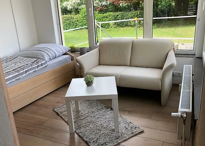 Апартаменты Ruhiges Mit Blick In Den Garten